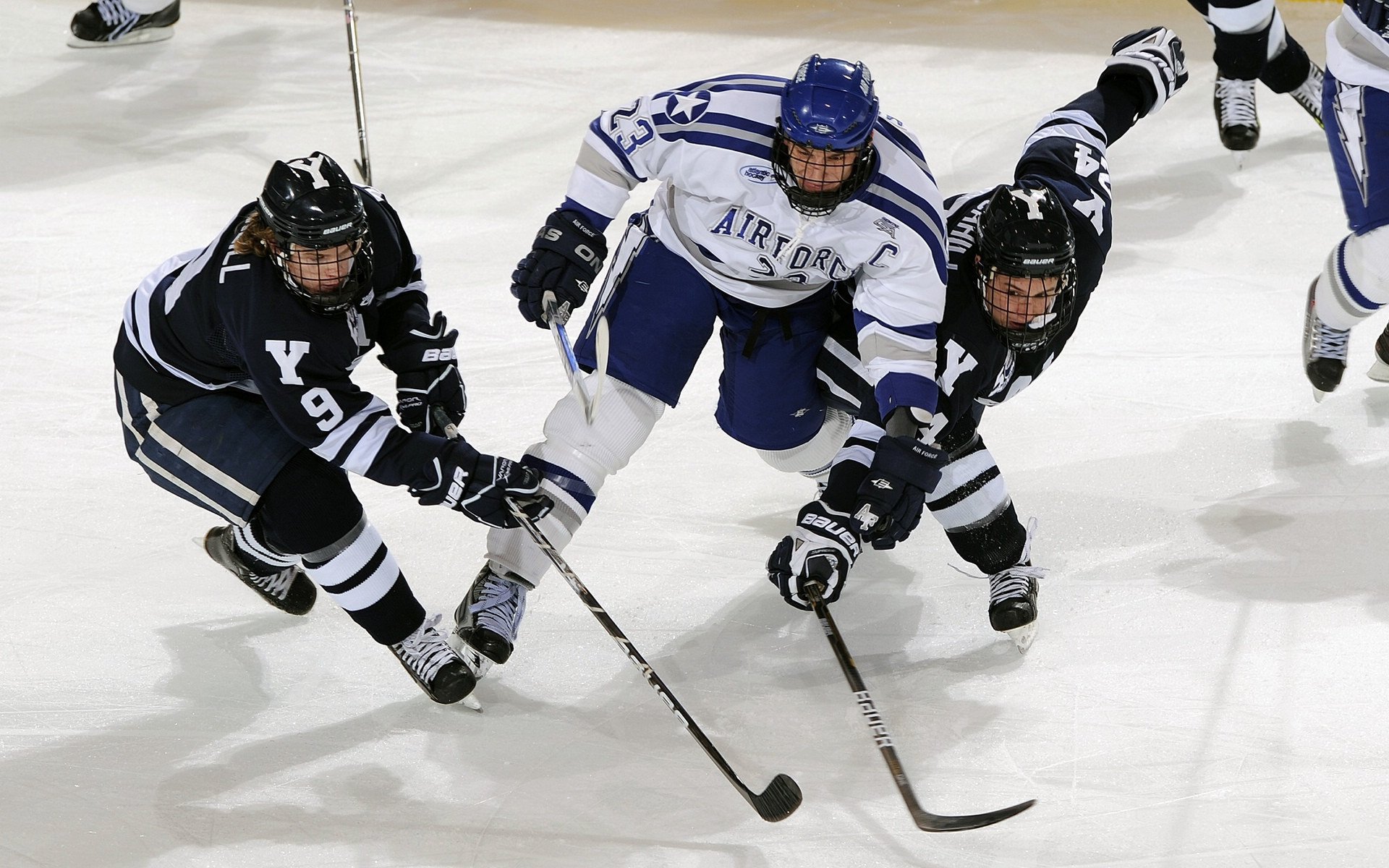 Uzi新星惊险取胜表现惊艳,MAD未来可期!